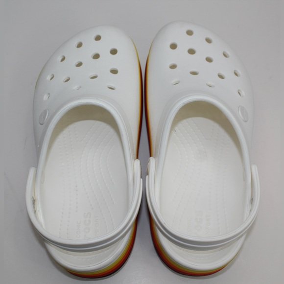 Disney Crocs - Picture 4 of 8